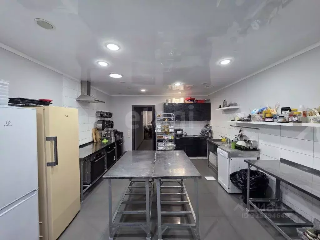 Помещение свободного назначения в Калужская область, Калуга ул. ... - Фото 1