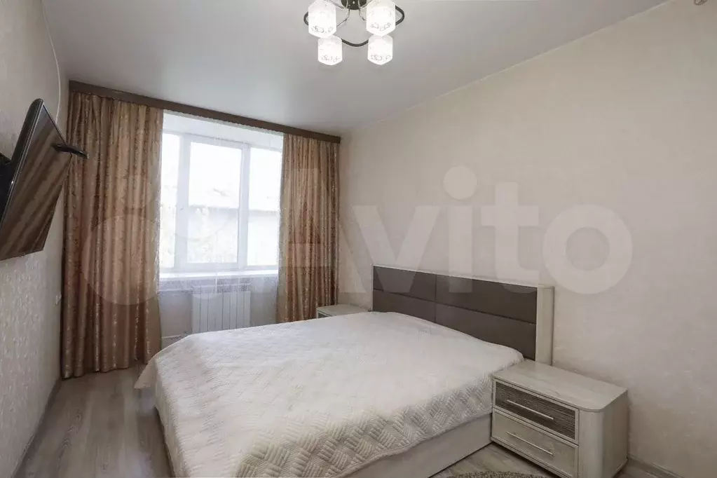 3-к. квартира, 98 м, 4/6 эт. - Фото 0