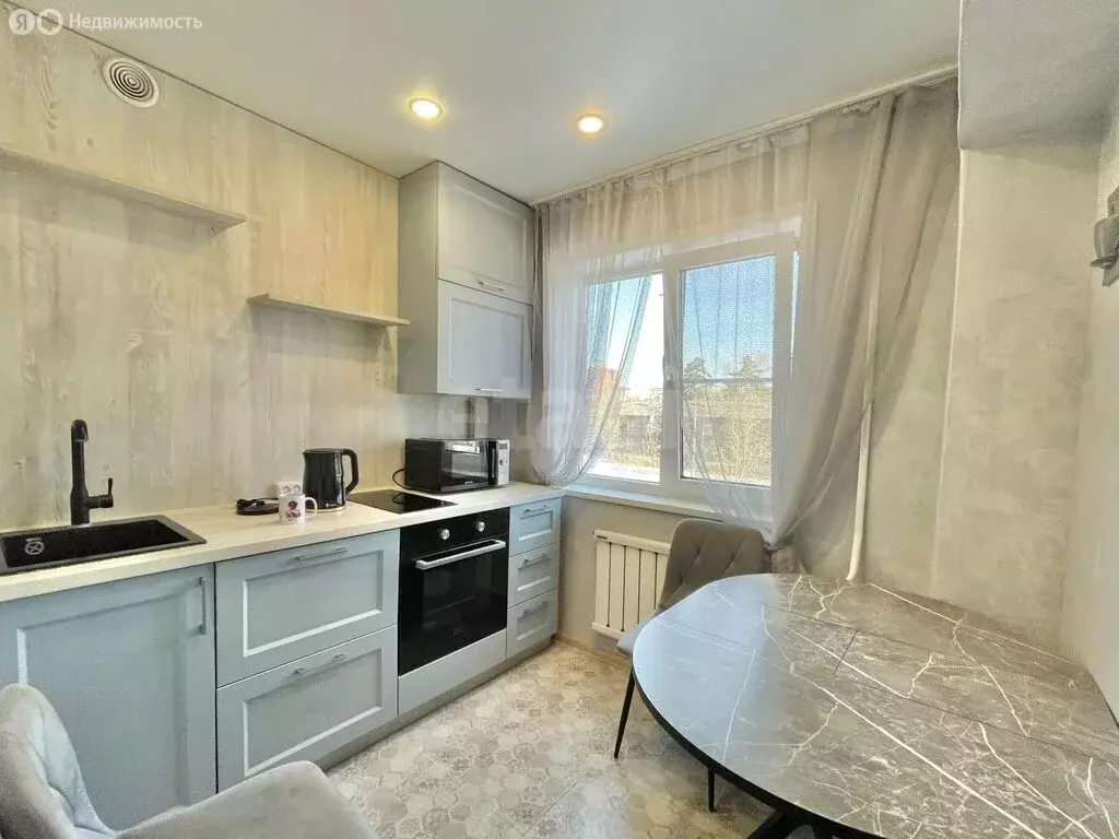 3-комнатная квартира: Чита, Новобульварная улица, 113 (55.6 м) - Фото 2