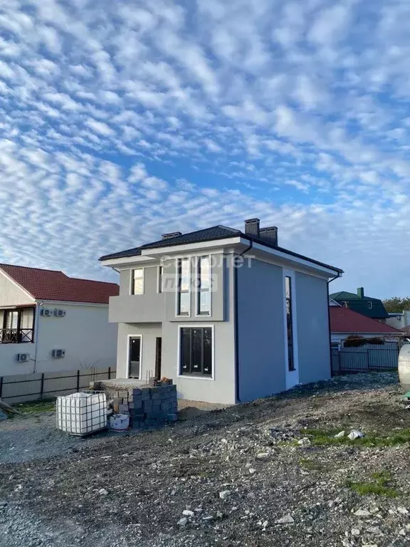 Дом в Краснодарский край, Геленджик Санаторная ул., 39 (172 м) - Фото 1