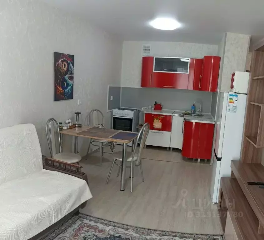 2-к кв. Удмуртия, Ижевск ул. 10 лет Октября, 64Ак1 (32.0 м) - Фото 0