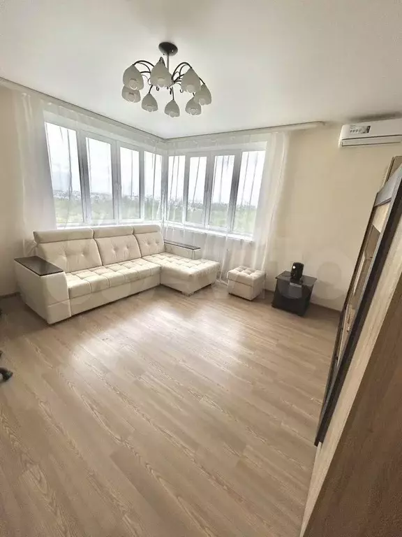 1-к. квартира, 40 м, 10/14 эт. - Фото 1