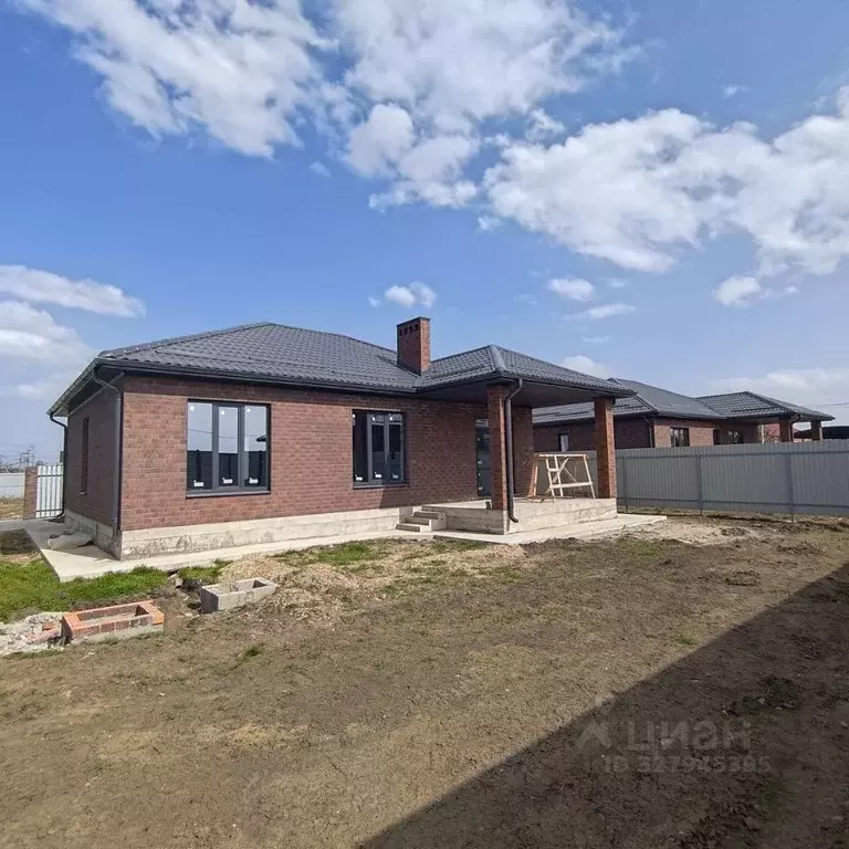 Дом в Адыгея, Тахтамукайский район, Старобжегокай аул Школьная ул. ... - Фото 2