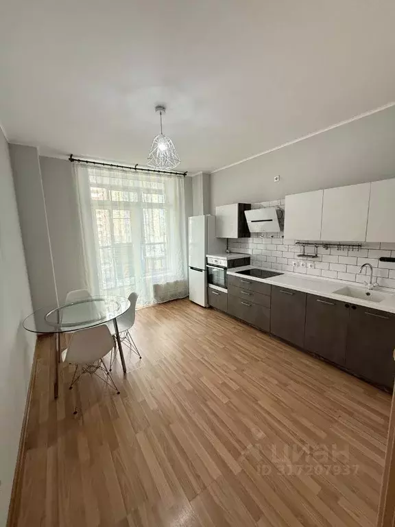 1-к кв. Свердловская область, Екатеринбург ул. Машинная, 1Бк1 (50.0 м) - Фото 0