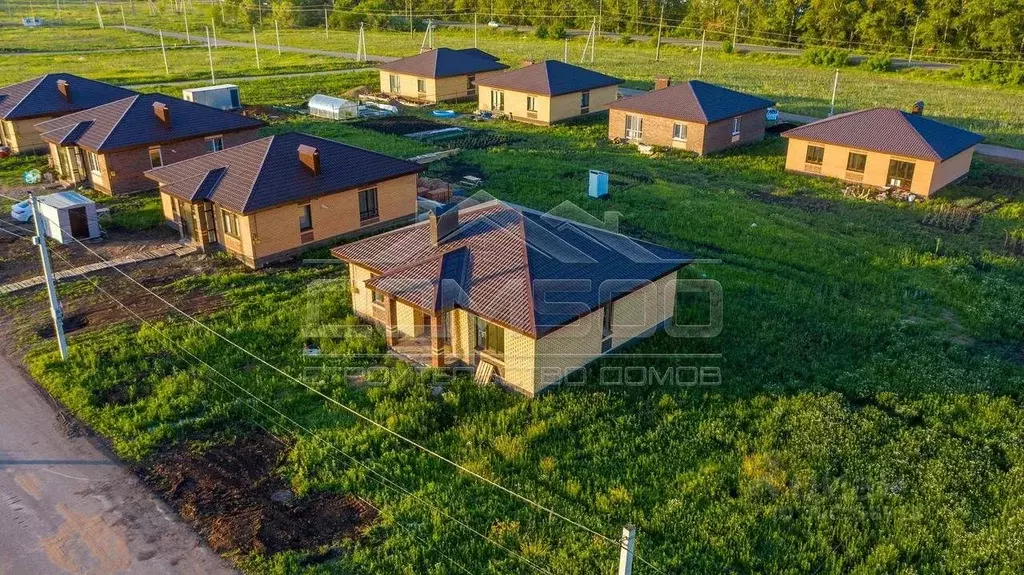 Дом в Башкортостан, Уфимский район, Жуковский сельсовет, д. Мармылево ... - Фото 0