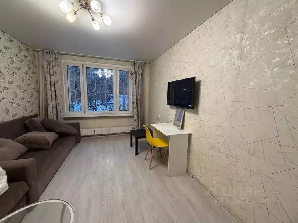 3-к кв. Москва ул. Исаковского, 12К2 (50.0 м) - Фото 2