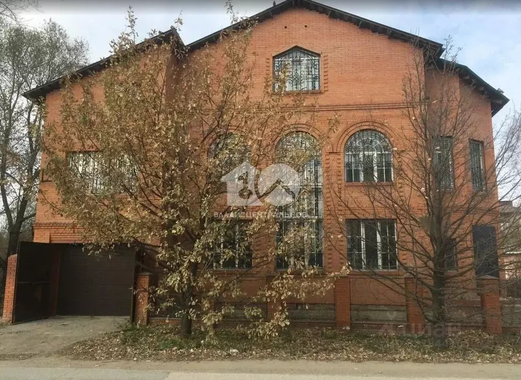 Дом в Новосибирская область, Обь ул. Калинина, 14 (372 м) - Фото 1