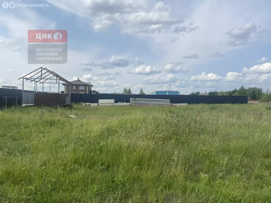 Участок в село Дубровичи, КП Дубровка, Сиреневая улица (7 м) - Фото 0