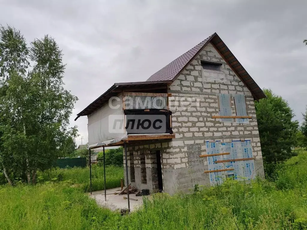 Дом в Калужская область, Дзержинский район, Льва Толстого с/пос, д. ... - Фото 1