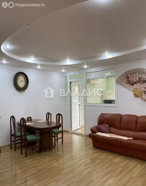 3-комнатная квартира: Бердск, Изумрудный городок, 13 (78.4 м) - Фото 1