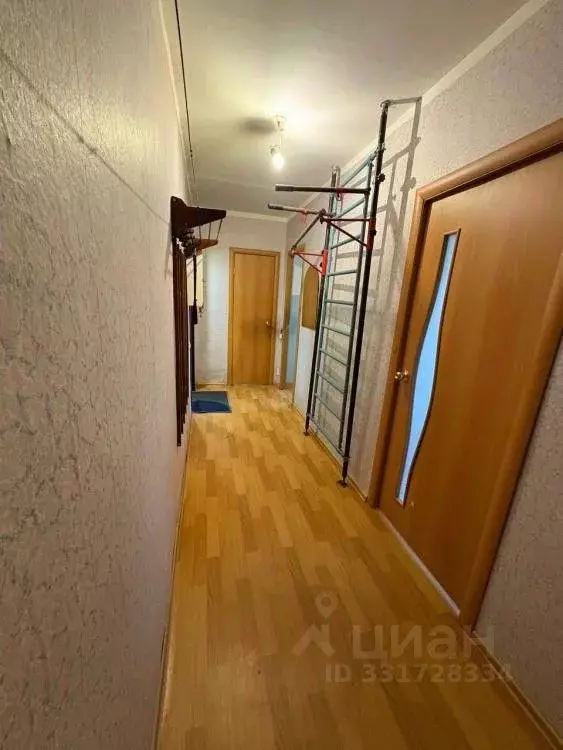 3-к кв. Иркутская область, Усть-Кут ул. Гайдара, 10 (68.1 м) - Фото 1