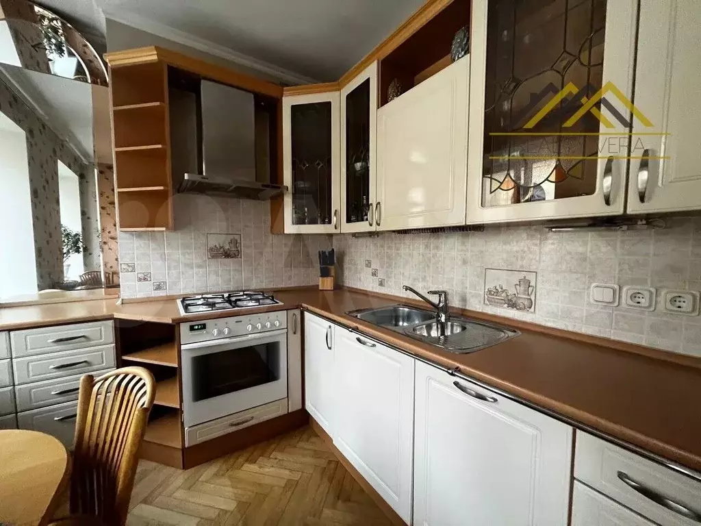 2-к. квартира, 65 м, 4/5 эт. - Фото 1