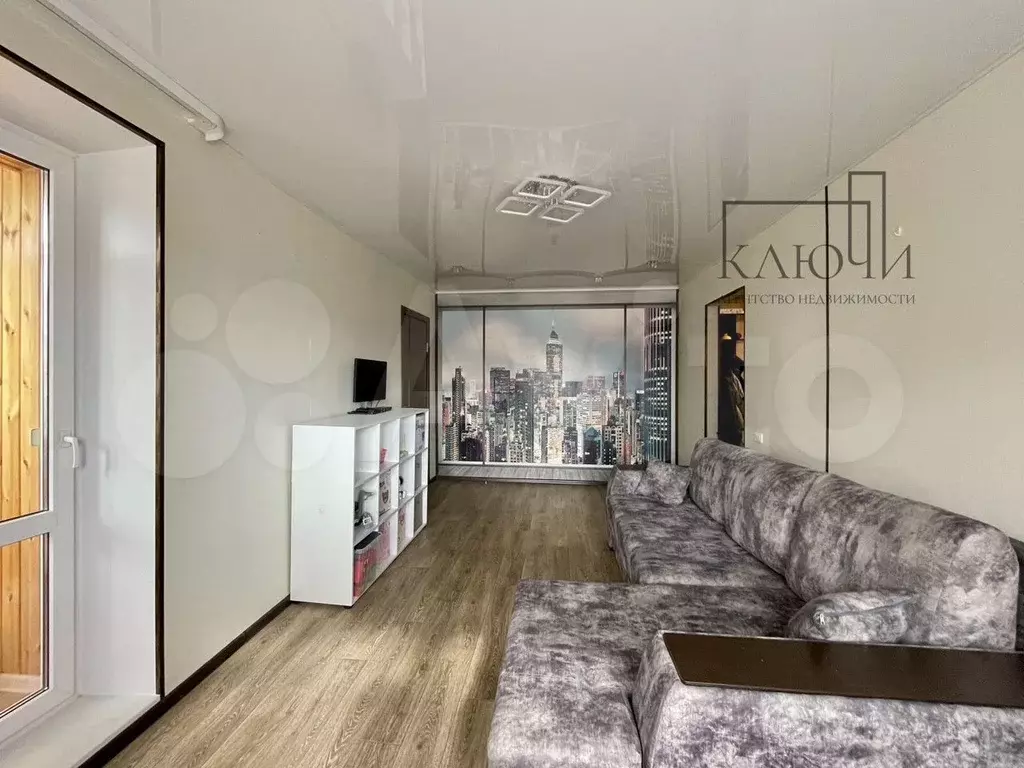3-к. квартира, 58 м, 3/9 эт. - Фото 0