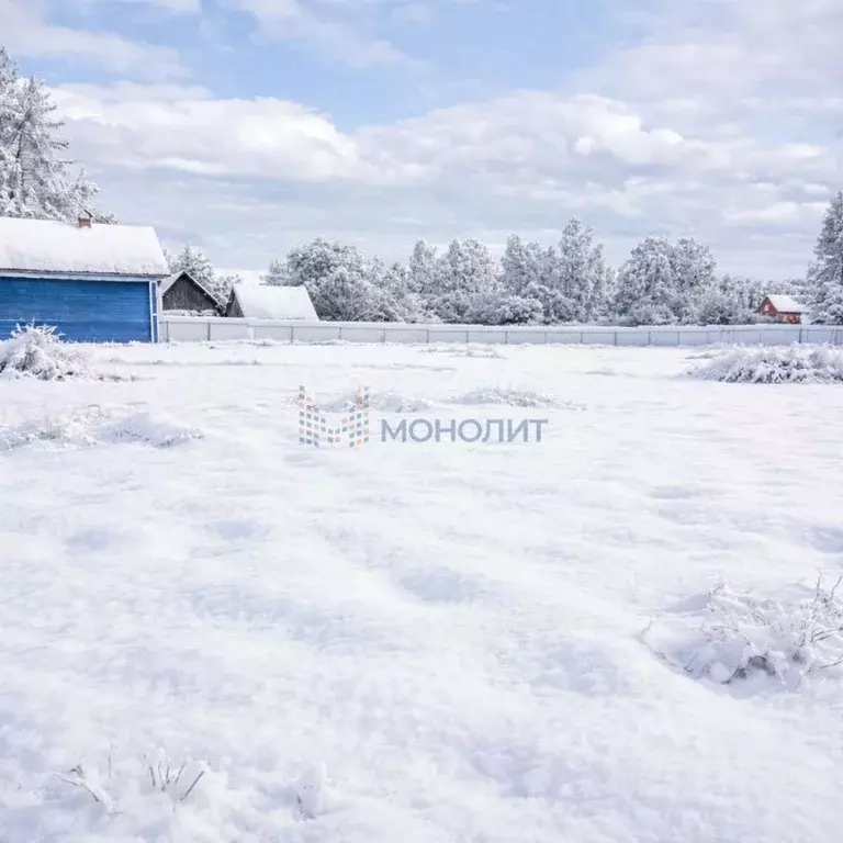 Участок в Марий Эл, Килемарский муниципальный округ, д. Мазикино ул. ... - Фото 1
