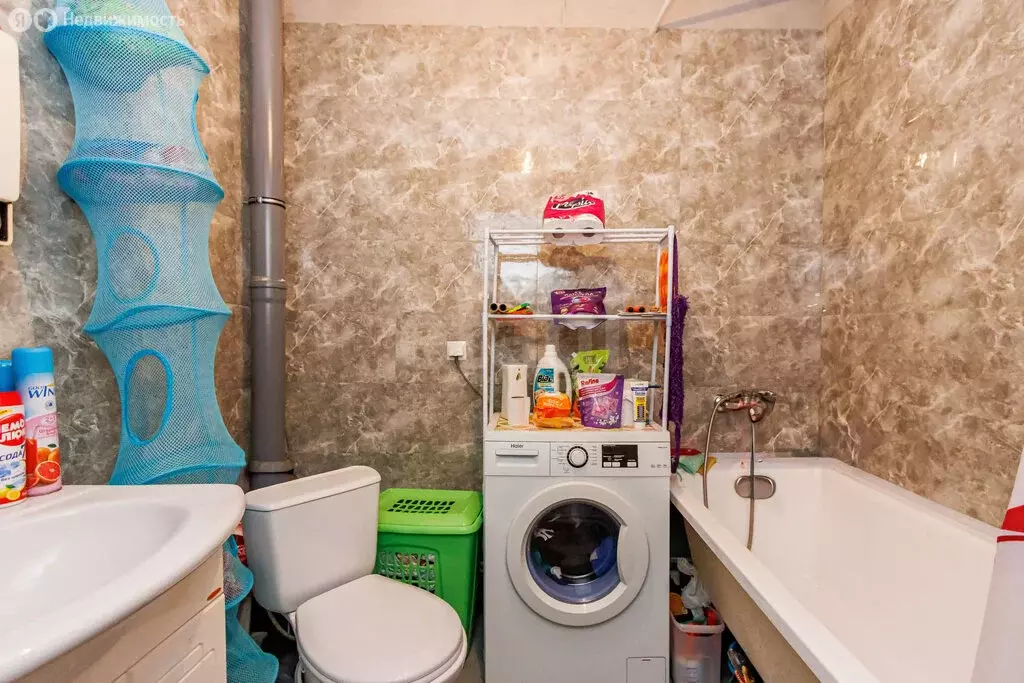 3-комнатная квартира: Тюмень, Интернациональная улица, 199к9 (69.7 м) - Фото 2