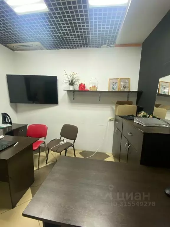 Офис в Новосибирская область, Новосибирск ул. Челюскинцев, 3 (70 м) - Фото 1
