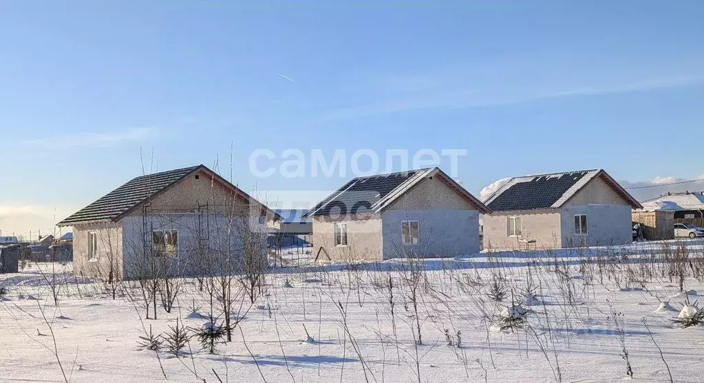 Дом в Пермский край, Пермь ул. Летчика Ивана Терехина, 44 (80 м) - Фото 1