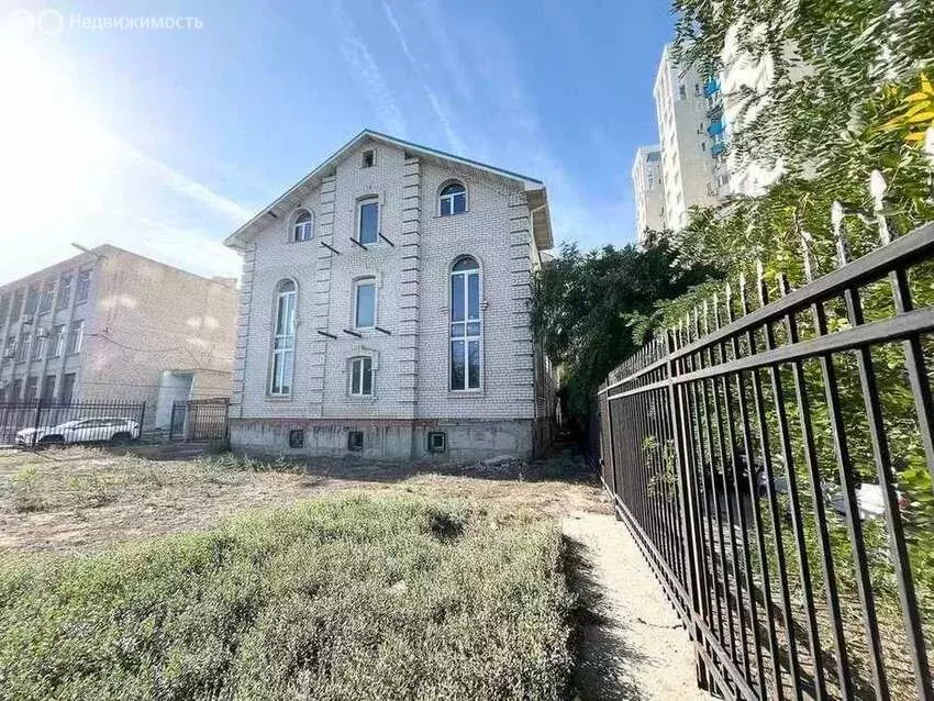 Дом в Астрахань, улица Грибоедова, 16 (627 м) - Фото 2