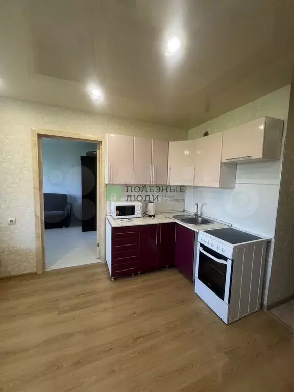 2-к. квартира, 40 м, 4/17 эт. - Фото 1