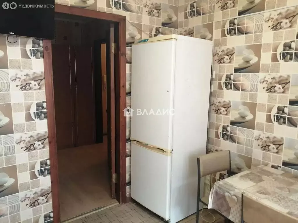 2-комнатная квартира: Белгород, улица Есенина, 48 (52 м) - Фото 2