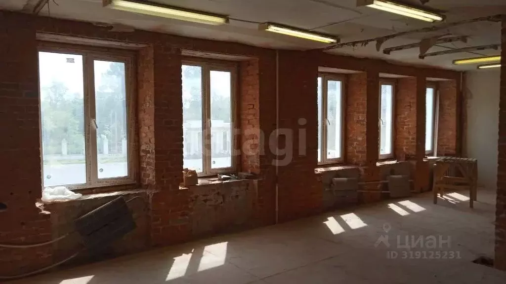Офис в Владимирская область, Ковров ул. Абельмана, 19 (50 м) - Фото 1