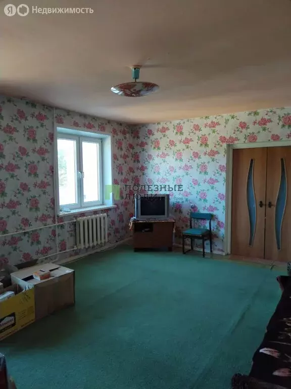 4-комнатная квартира: посёлок городского типа Дровяная, 1-й ... - Фото 1