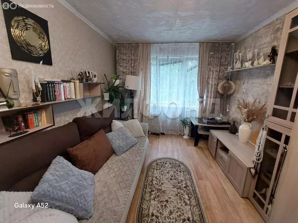 Квартира-студия: Красноярск, улица Курчатова, 6 (17 м) - Фото 0