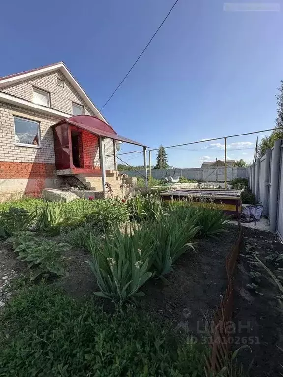 Коттедж в Самарская область, Кинельский район, Чубовка с/пос, с. ... - Фото 1