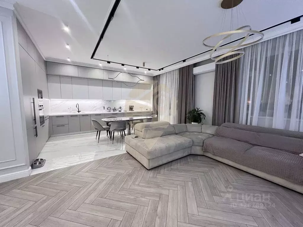 4-к кв. Белгородская область, Старый Оскол Степной мкр, 13 (142.0 м) - Фото 1