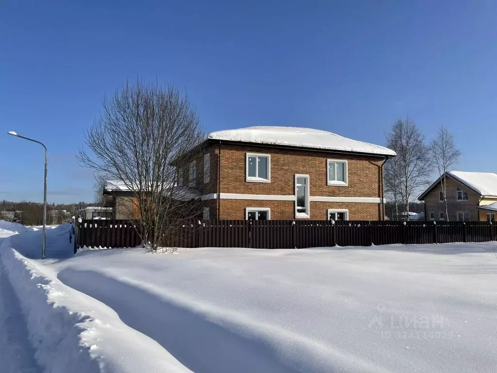 Дом в Москва Ярцево лайф кп,  (230 м) - Фото 1