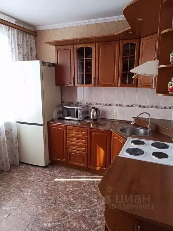 2-к кв. Белгородская область, Старый Оскол Ольминского мкр, 6А (52.0 ... - Фото 0