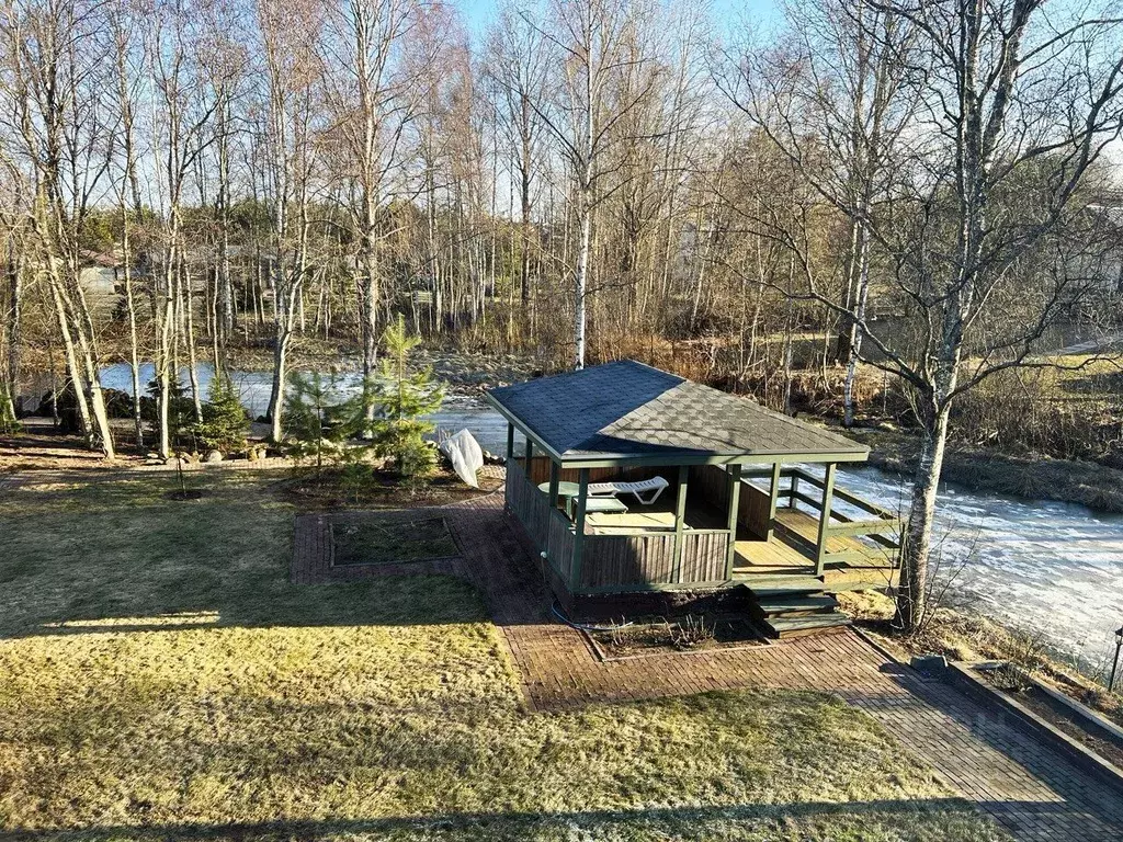 Коттедж в Ленинградская область, Выборгский район, Первомайское с/пос, ... - Фото 1