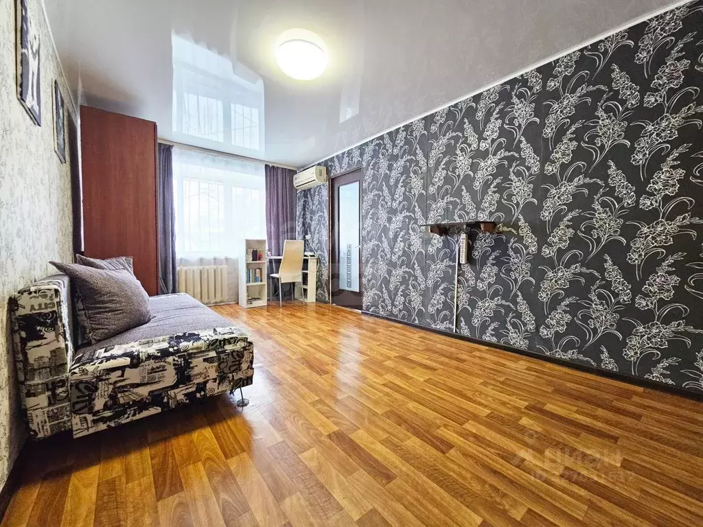 2-к кв. Оренбургская область, Оренбург Парковый просп., 8Б (42.7 м) - Фото 1