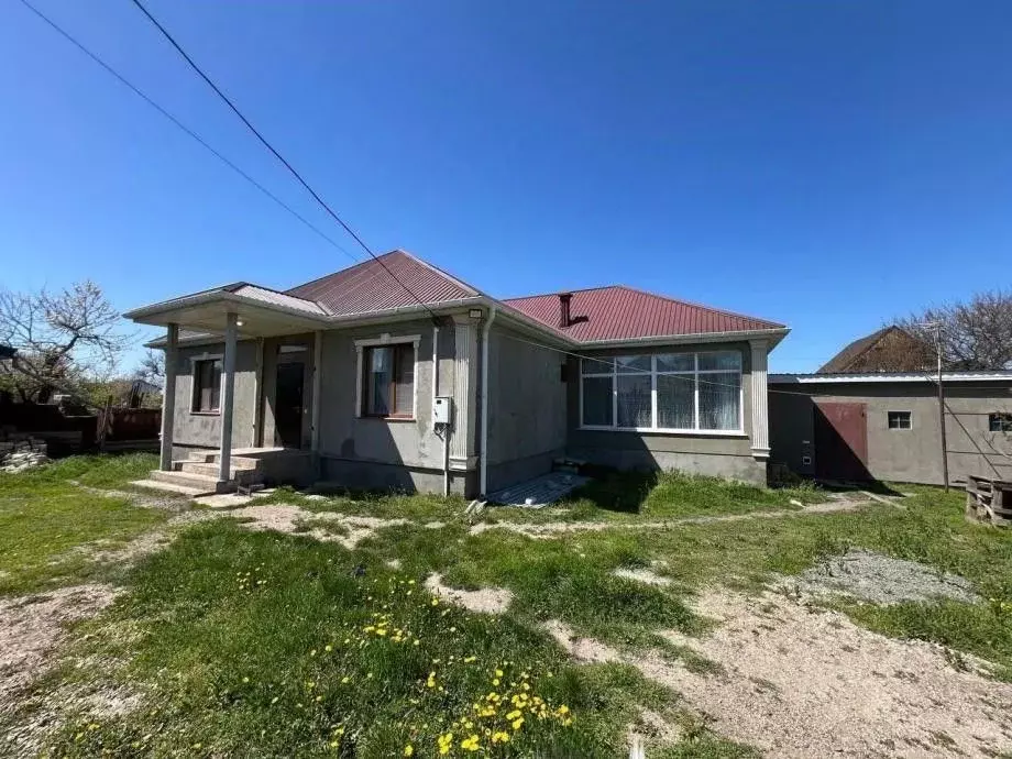 Дом в Крым, Симферопольский район, с. Трудовое ул. Зеленая (160 м) - Фото 2