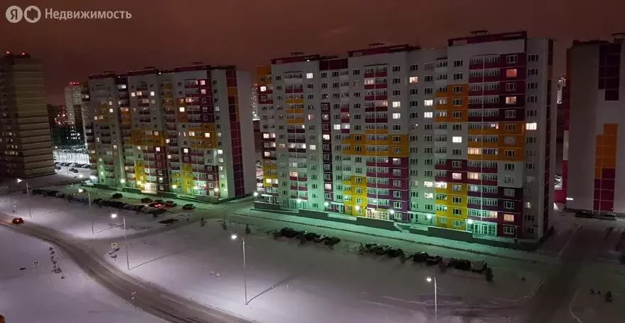 3-комнатная квартира: деревня Дударева, улица Созидателей, 8 (90 м) - Фото 1