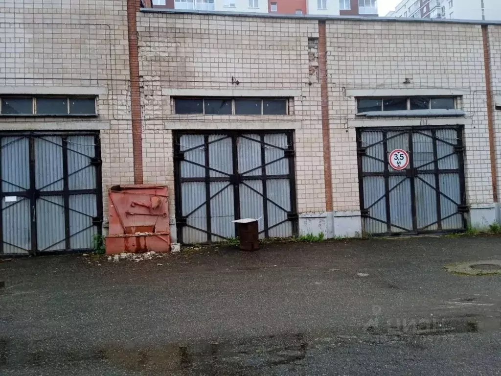 Производственное помещение в Удмуртия, Ижевск ул. Холмогорова, 27а ... - Фото 0
