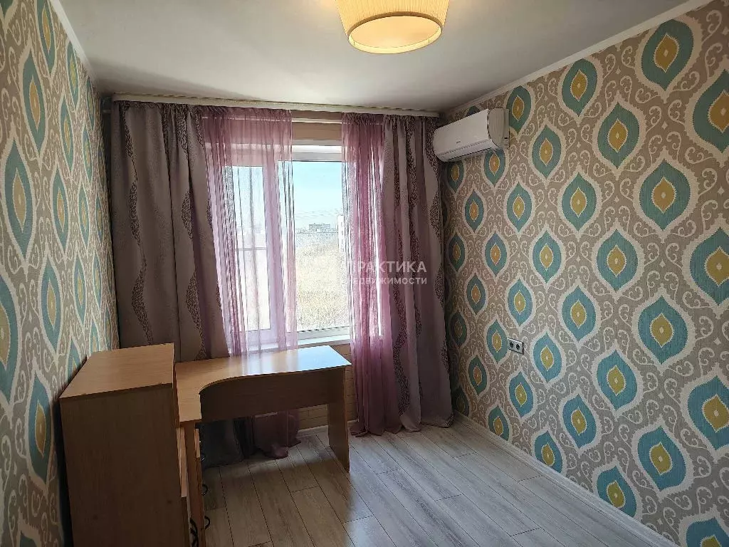Продается 3-комнатная квартира - Фото 1