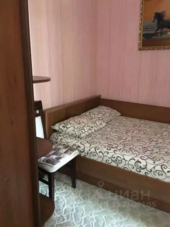 2-к кв. Крым, Евпатория ул. Революции, 57 (45.0 м) - Фото 0