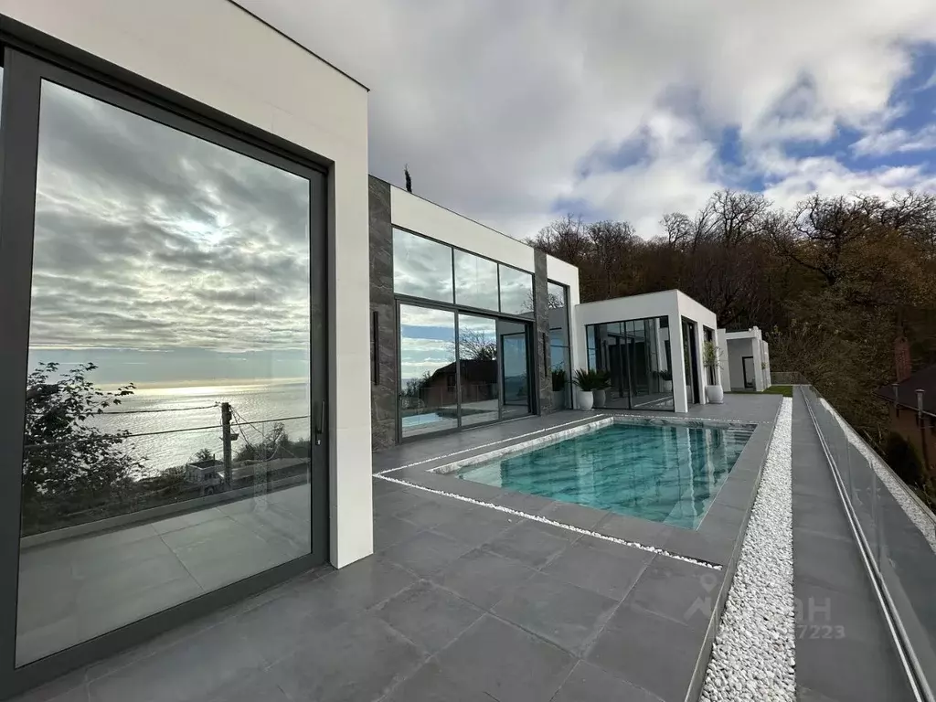 Дом в Краснодарский край, Сочи Совхоз Приморский мкр, 102П (256 м) - Фото 1