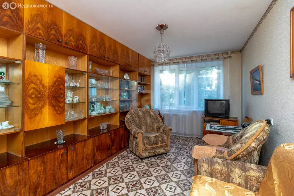 3-комнатная квартира: Тюмень, улица Газовиков, 23 (66.4 м) - Фото 2