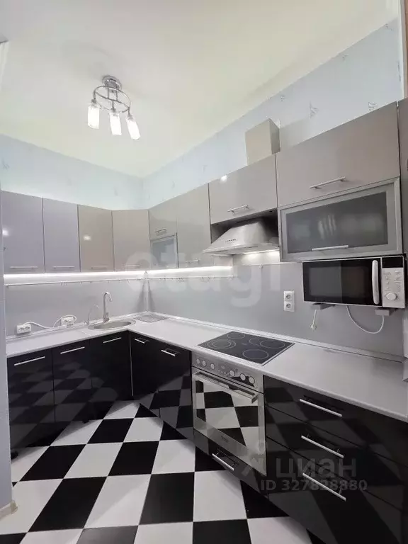 1-к кв. Ханты-Мансийский АО, Нижневартовск Омская ул., 25 (41.8 м) - Фото 2