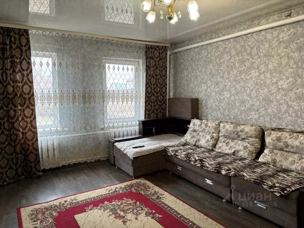 3-к кв. Омская область, Омск Семиреченская ул., 86 (86.5 м) - Фото 1