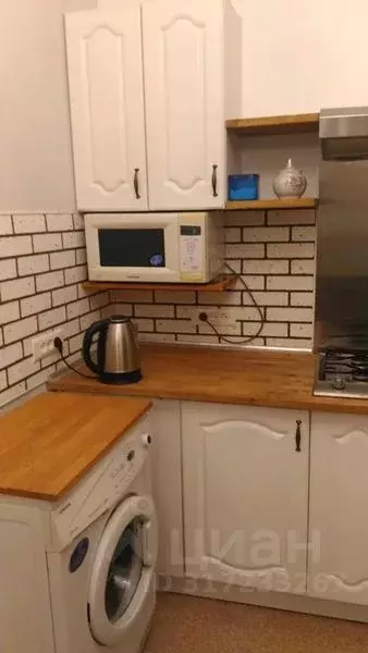 1-к кв. Новосибирская область, Новосибирск ул. Ползунова, 25 (32.0 м) - Фото 0