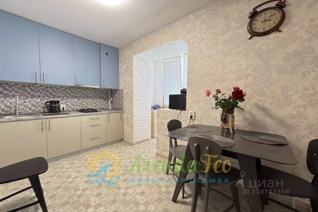 1-к кв. Крым, Феодосия ул. Строительная, 1 (40.0 м) - Фото 0