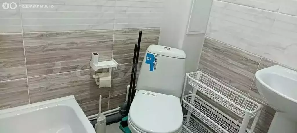 Квартира-студия: Тюмень, улица Республики, 229 (24.3 м) - Фото 0