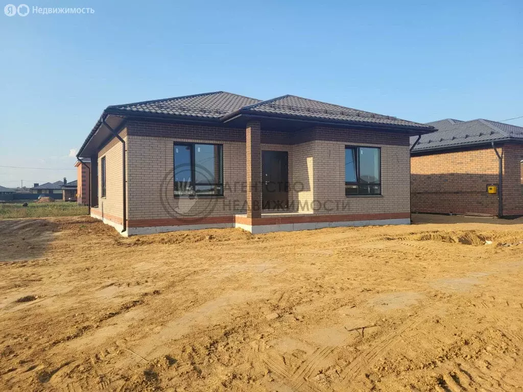 Дом в село Сокуры, улица Кургузкина, 14 (130 м) - Фото 1
