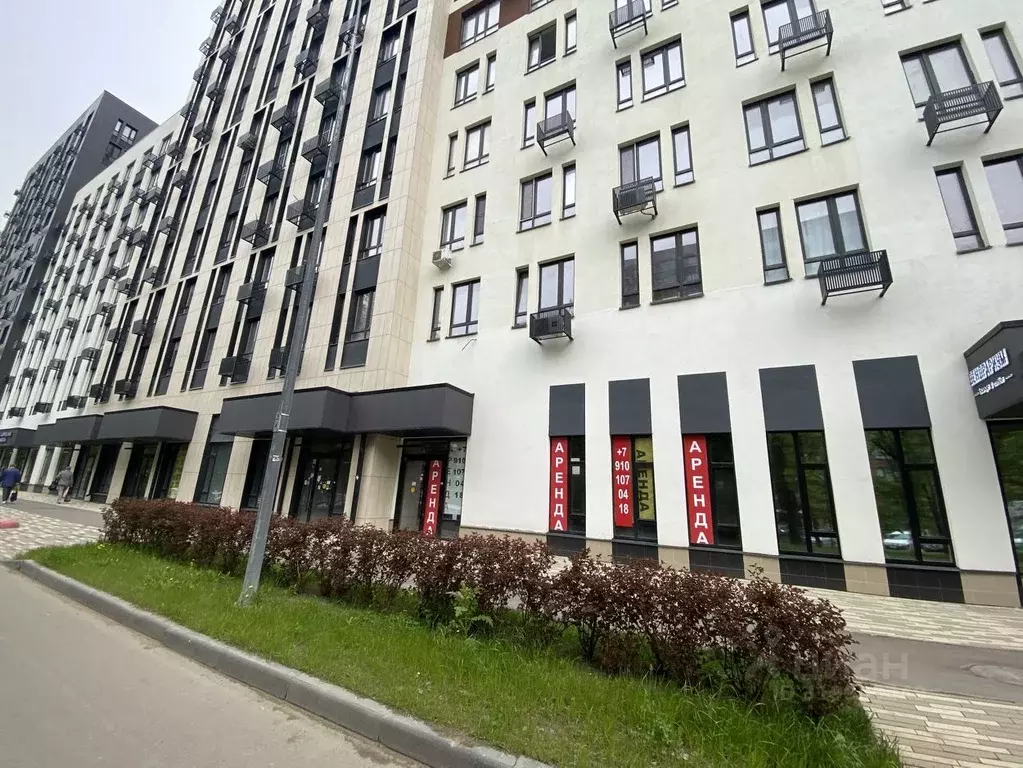 Торговая площадь в Москва Скандинавия жилой комплекс, ул. Эдварда ... - Фото 1