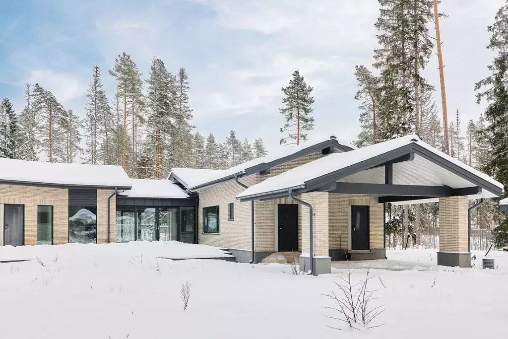 Коттедж в Ленинградская область, Выборгский район, Рощино пгт, Ривер ... - Фото 1