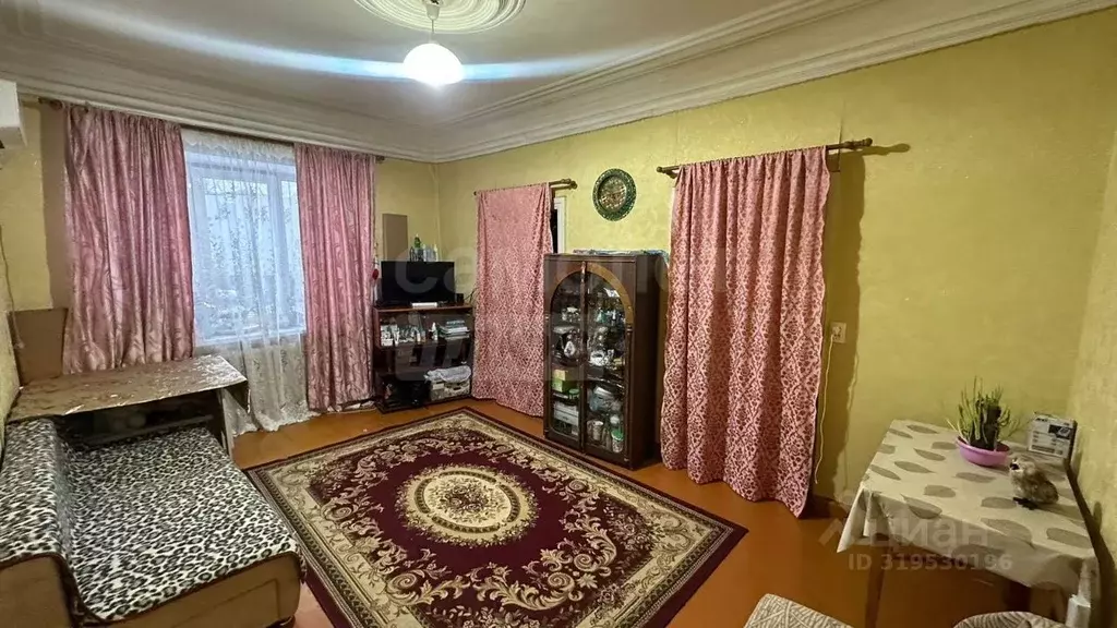 3-к кв. Оренбургская область, Оренбург Орская ул., 13 (40.2 м) - Фото 0