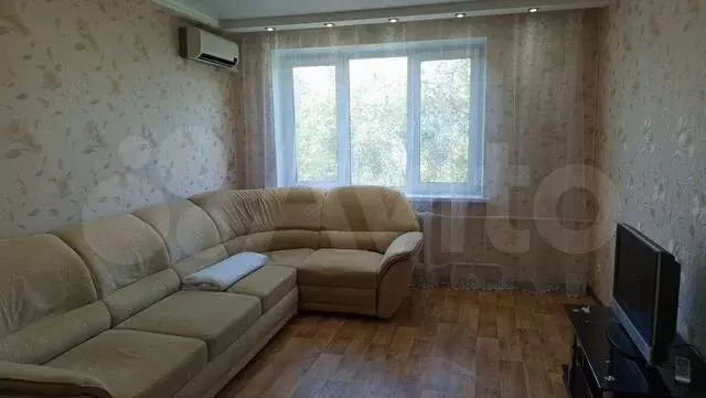 3-к. квартира, 60 м, 5/5 эт. - Фото 0